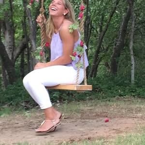 Meet your Posher, Cassandra